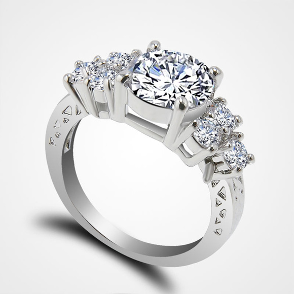 Ring ~ .925 Sterling Silver ~ CZ ~ Sapphire Cluster - Picture 8 of 8